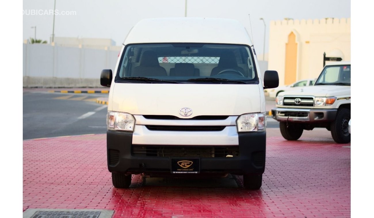 Toyota Hiace 2014 | TOYOTA HIACE | HIGHROOF DELIVERY VAN | 3-STR 5-DOORS | GCC | VERY WELL-MAINTAINED | SPECTACUL