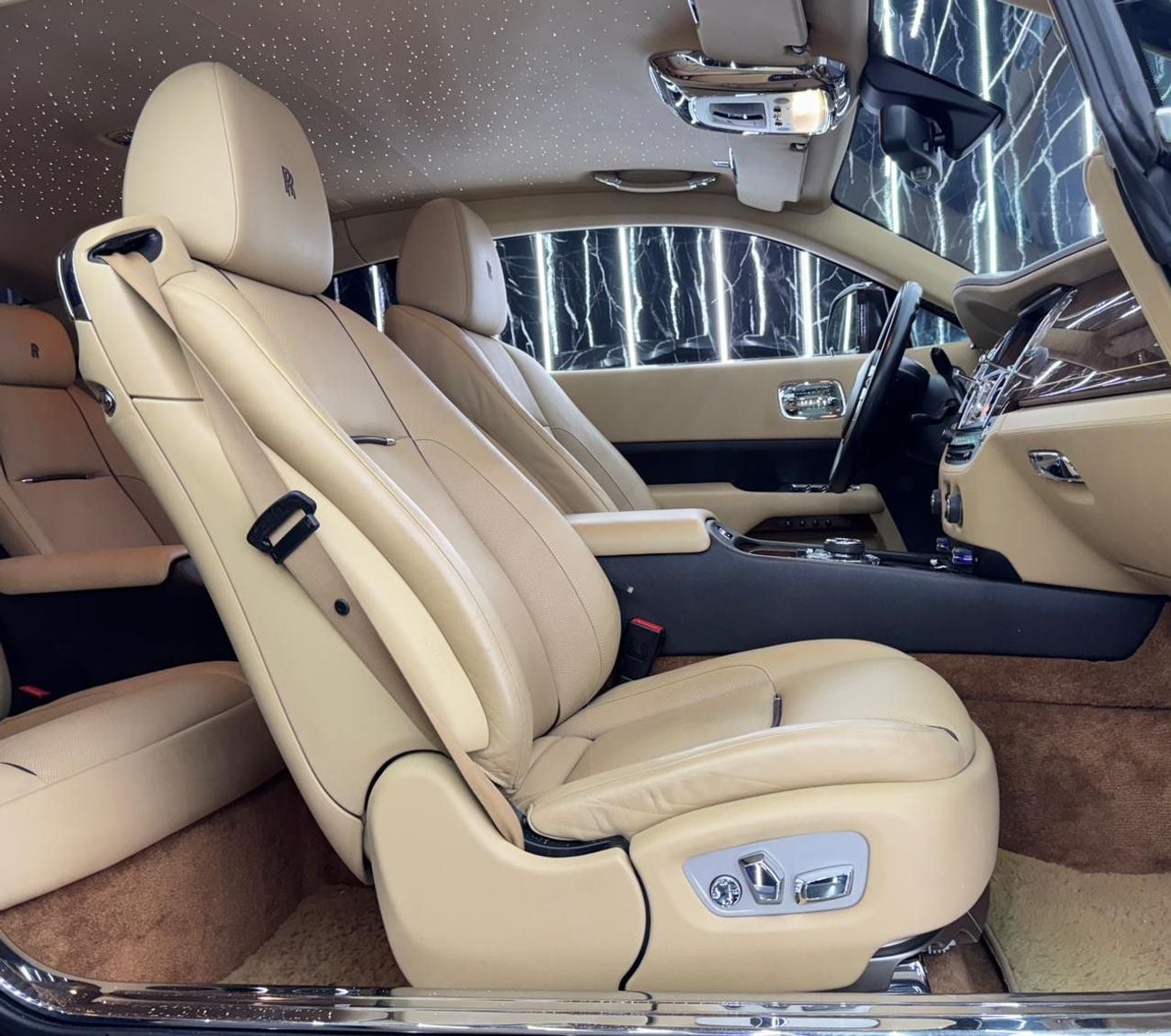 Rolls Royce Wraith STD 6.6 L V 12 | RWD