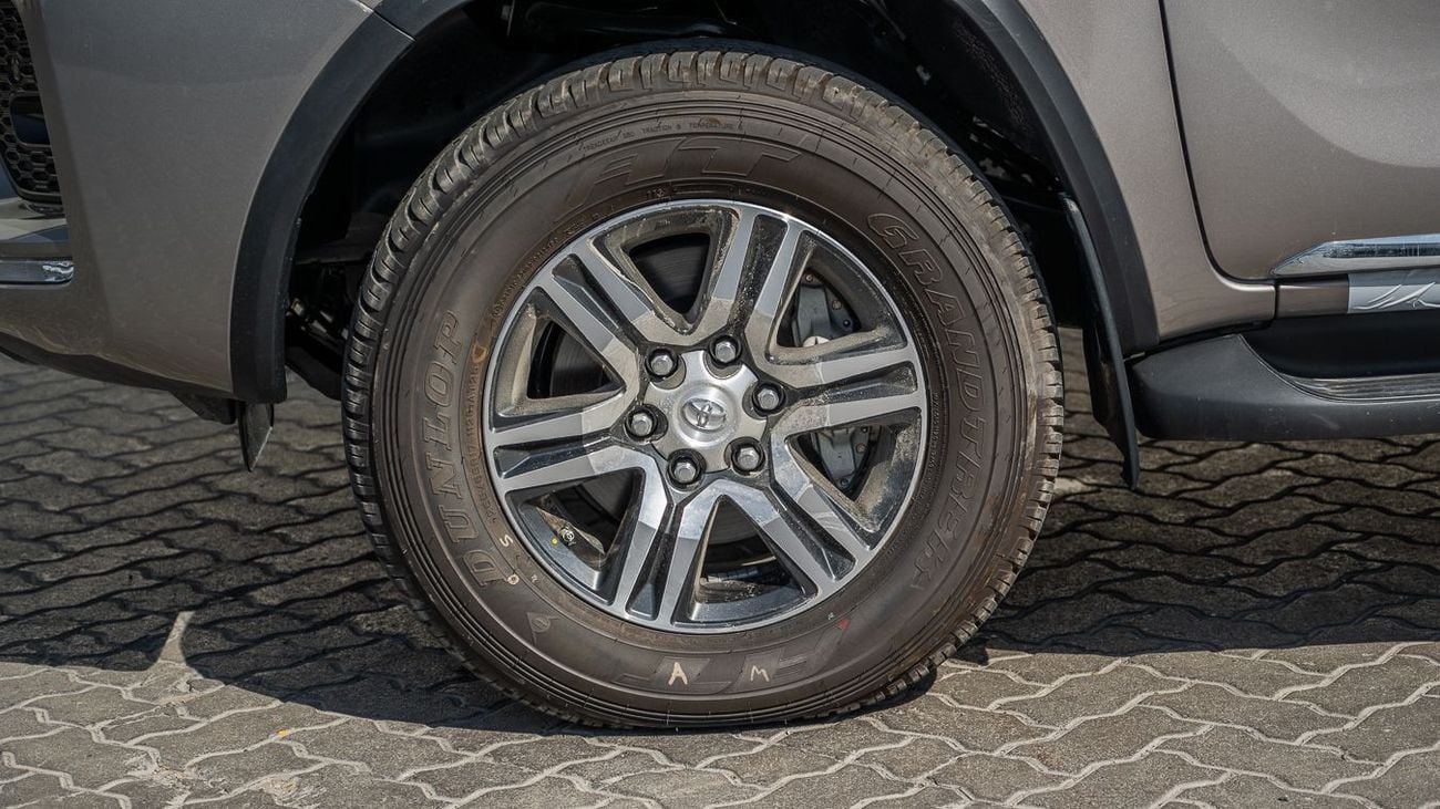 تويوتا فورتونر TOYOTA FORTUNER 2.7 HI -2026YM