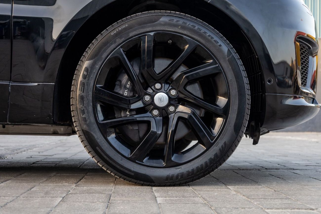 لاند روفر رينج روفر سبورت HSE DYNAMIC Range Rover Sport HSE 2019 GCC under Warranty