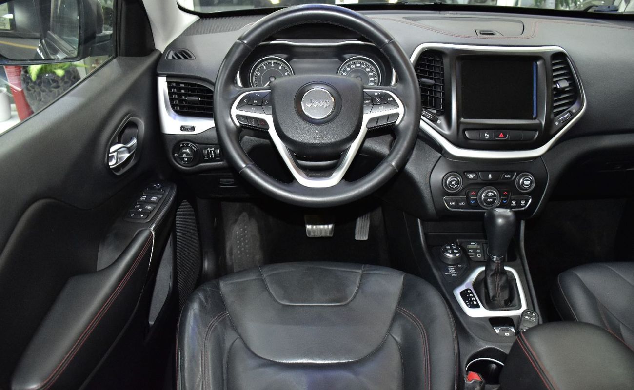 Jeep Cherokee EXCELLENT DEAL for our Jeep Cherokee TrailHawk ( 2014 Model ) in Grey Color GCC Specs