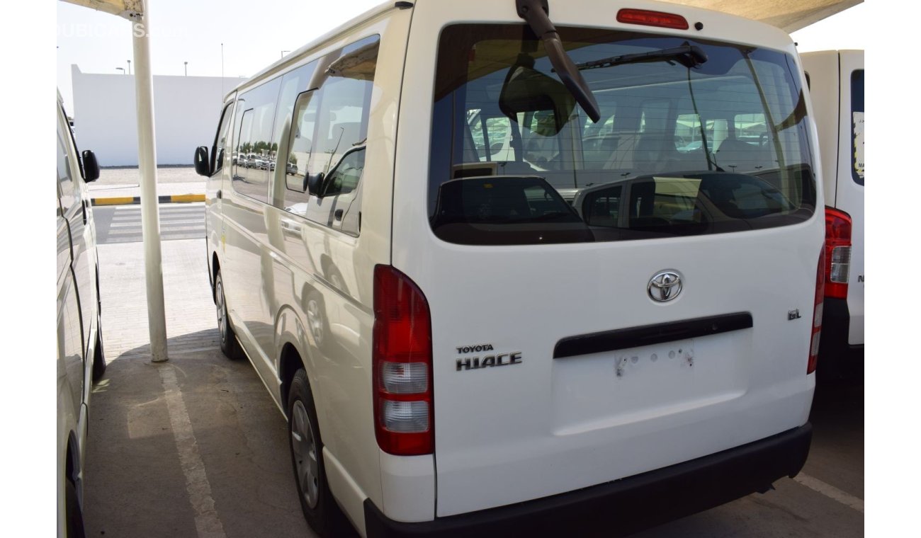 Toyota Hiace Toyota Hiace 13 seater Bus, Model:2015. excellent condition