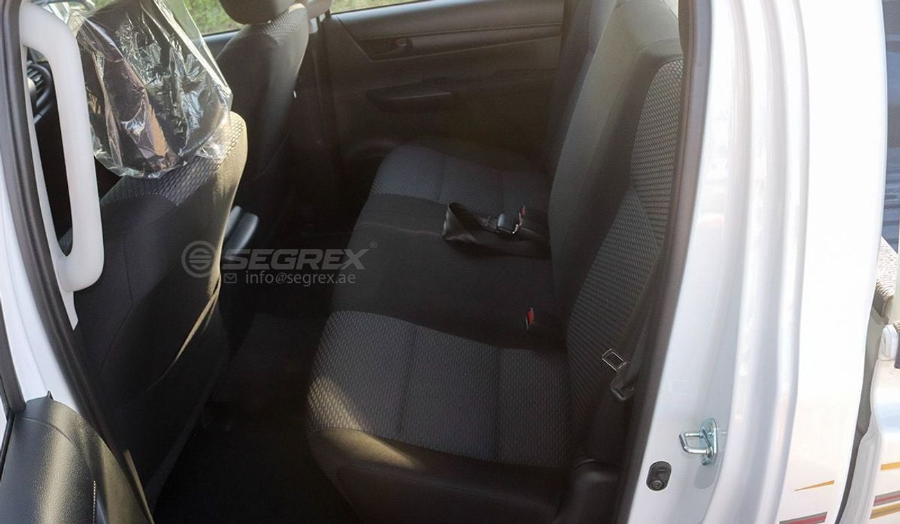 Toyota Hilux DC . 2.7L . Petrol . 4WD . 6-Speed Automatic . 5 Seats . 4 Doors For Export