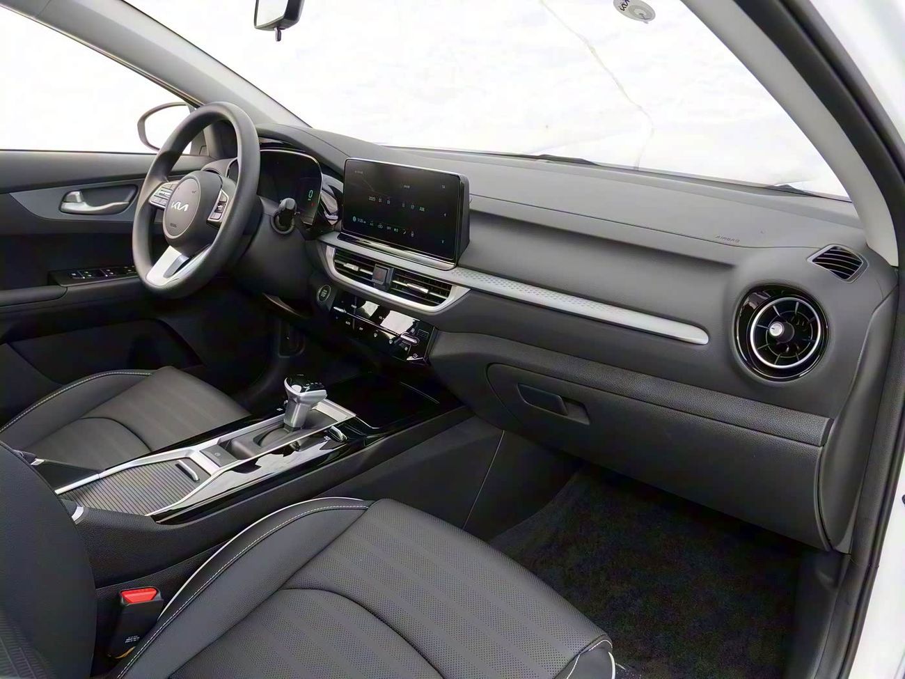 Kia K3 Kia 1.5L CVT Comfort Premium Edition with Sunroof | For Export