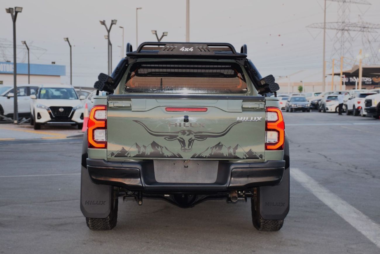 تويوتا هيلوكس S GLX 2.8L AWD A/T