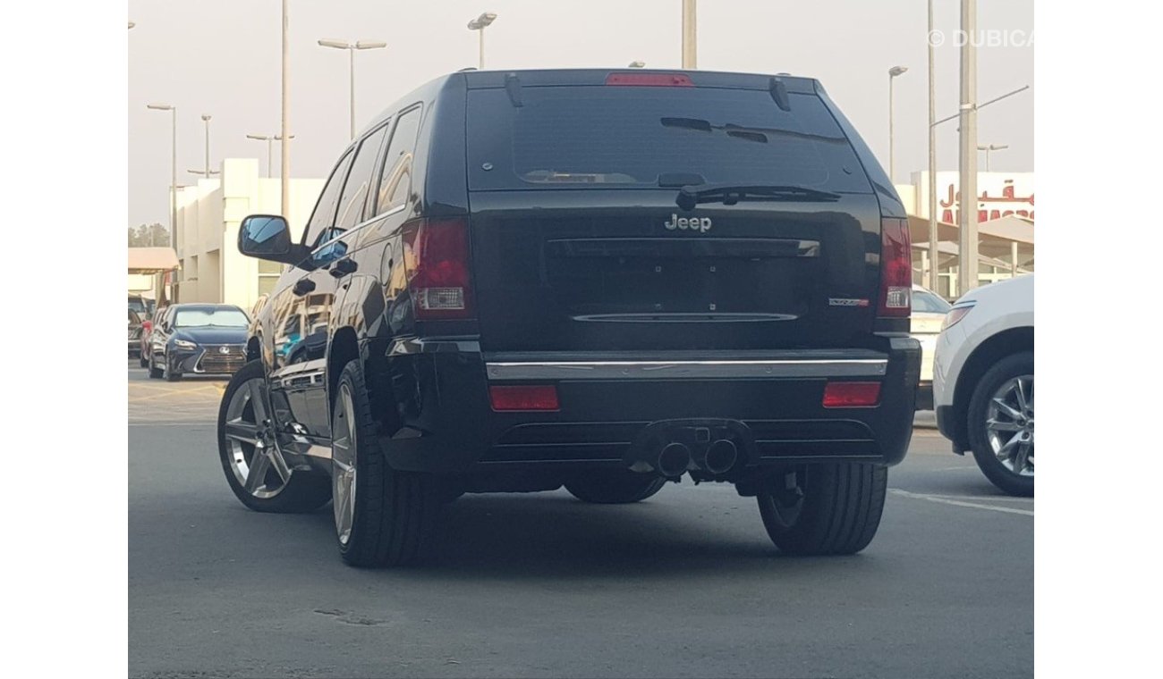 Jeep Grand Cherokee Jeep SRT model 2010GCCfull option sun roof leather inside car prefect condition no paint