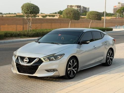 Nissan Maxima PLATINUM (NON GCC)