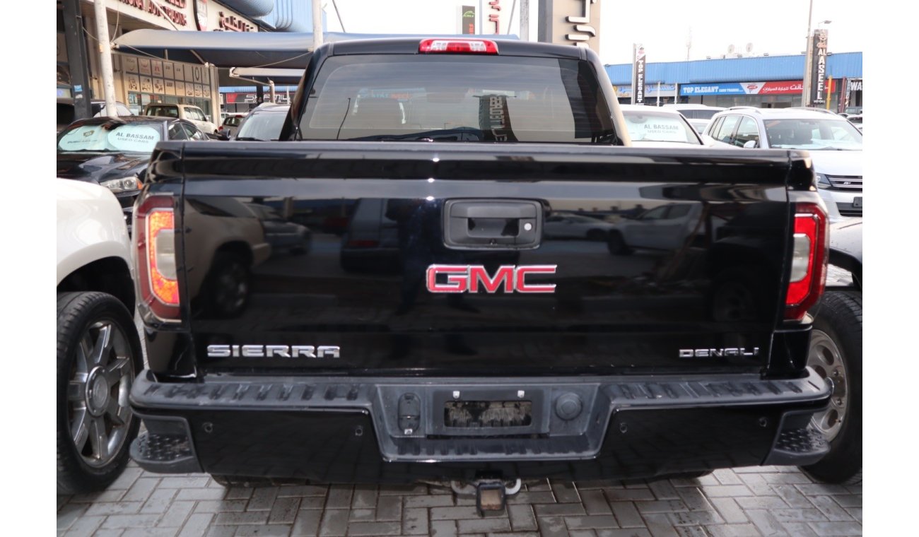 GMC Sierra V8 Denali  6,2