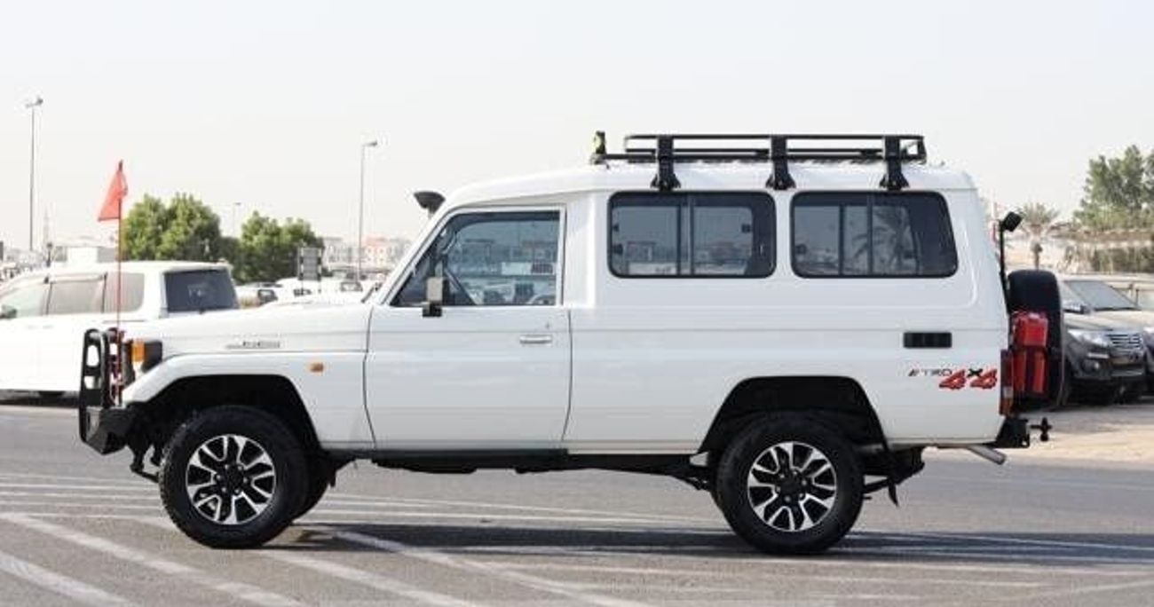 Toyota Land Cruiser 70 1992 TOYOTA LAND CRUISER FULLY LOADED 3 DOOR