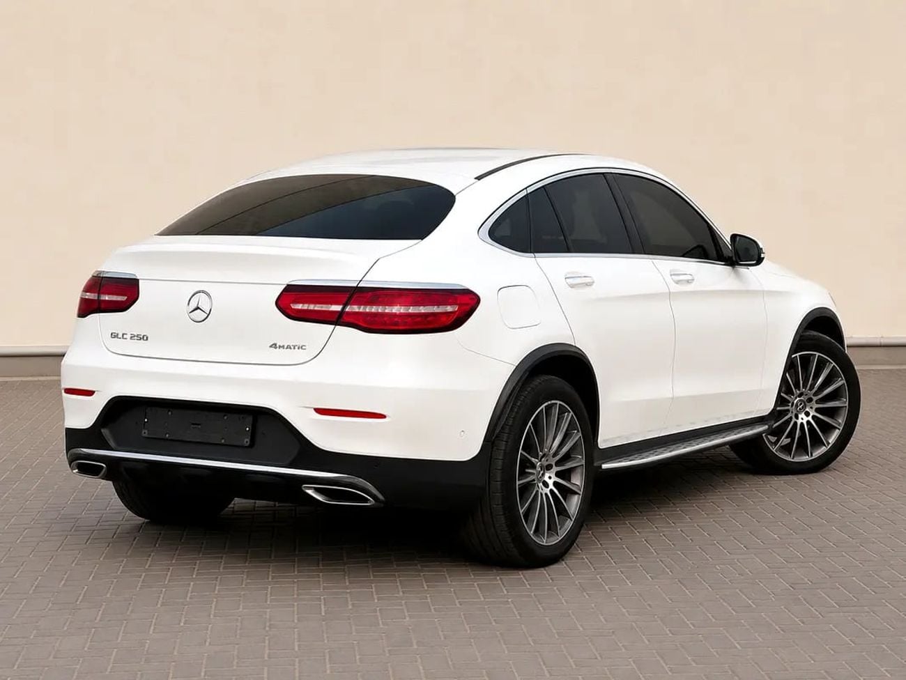 Mercedes Benz GLC 300 AMG GLC 250 Coupe AMG - GCC Specs - Pristine Condition