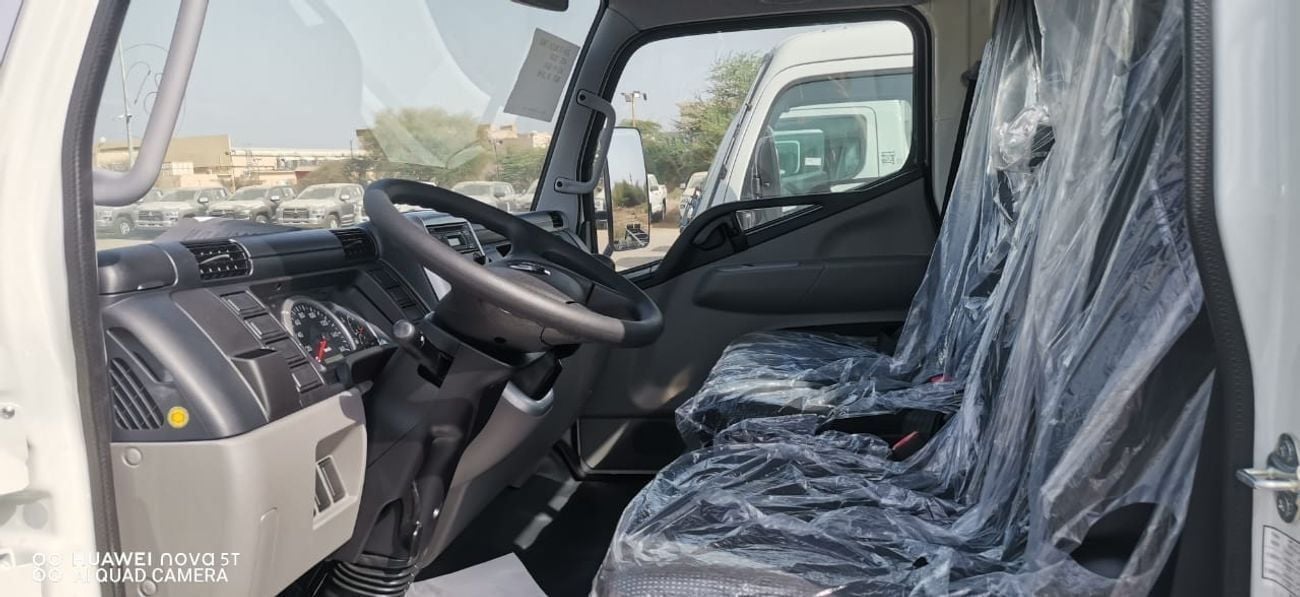 Mitsubishi Fuso Canter AED 105000 + VAT