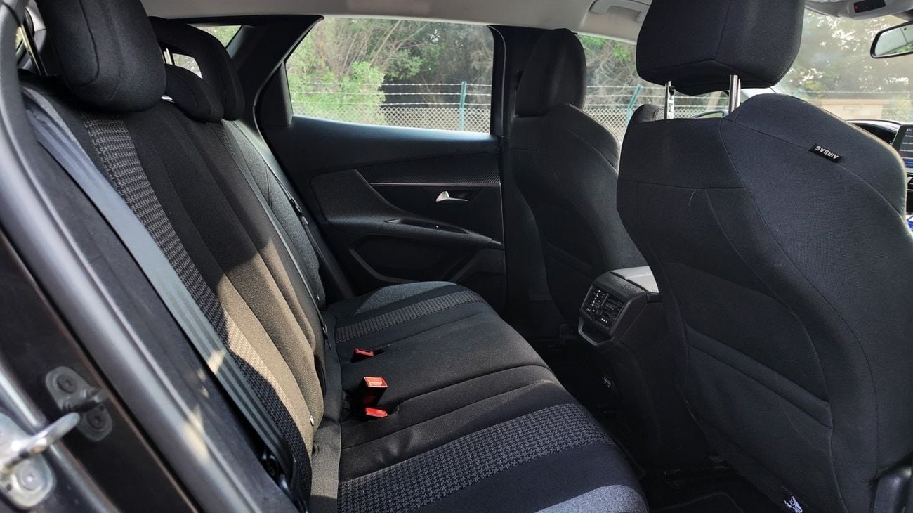 Peugeot 3008 1.6L | Free Agency Warranty | Complete Service History | Zero Downpayment