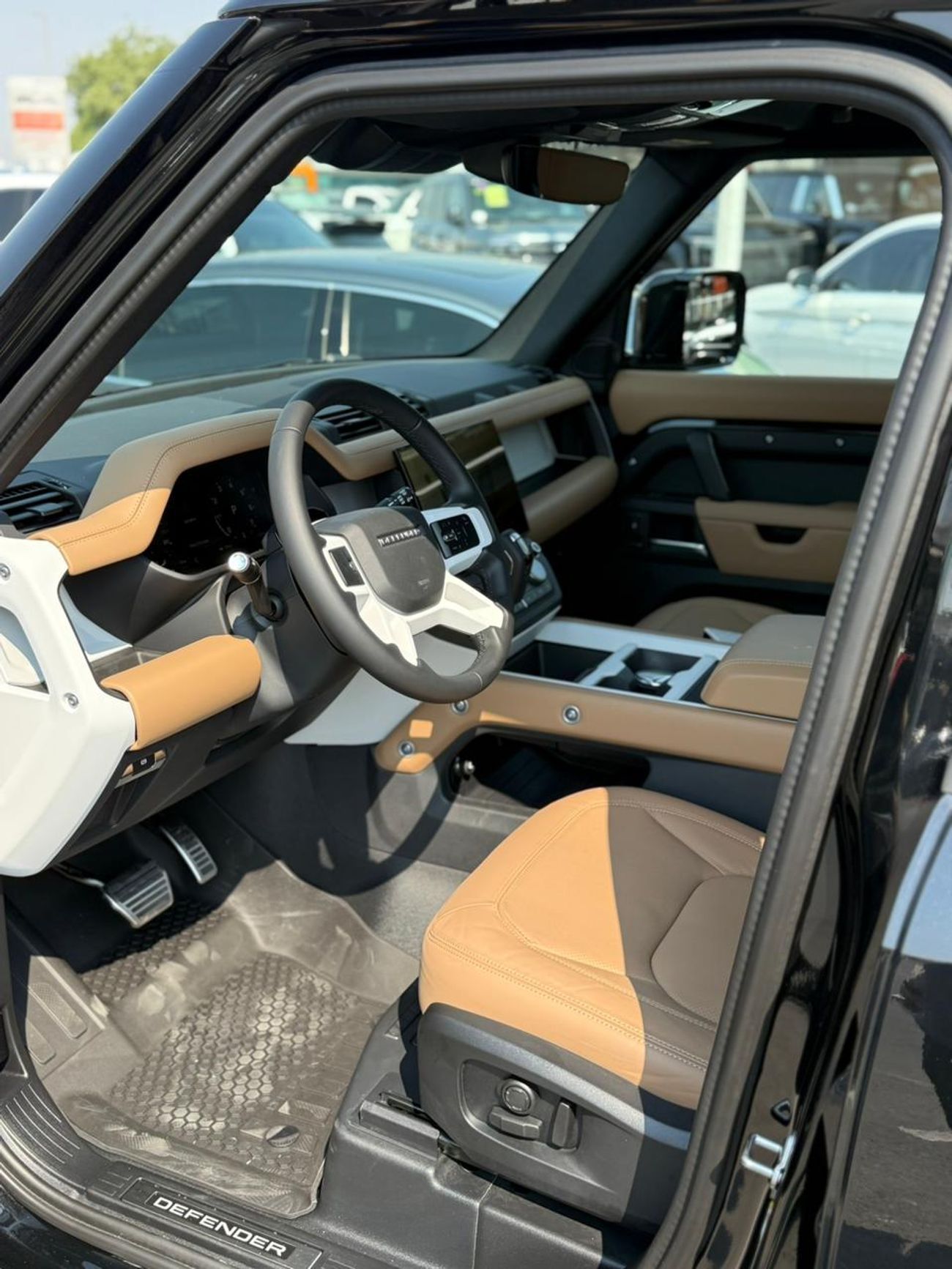 Land Rover Defender 2026 LAND ROVER DEFENDER P400 HSE GCC BRAND NEW + WARRANTY