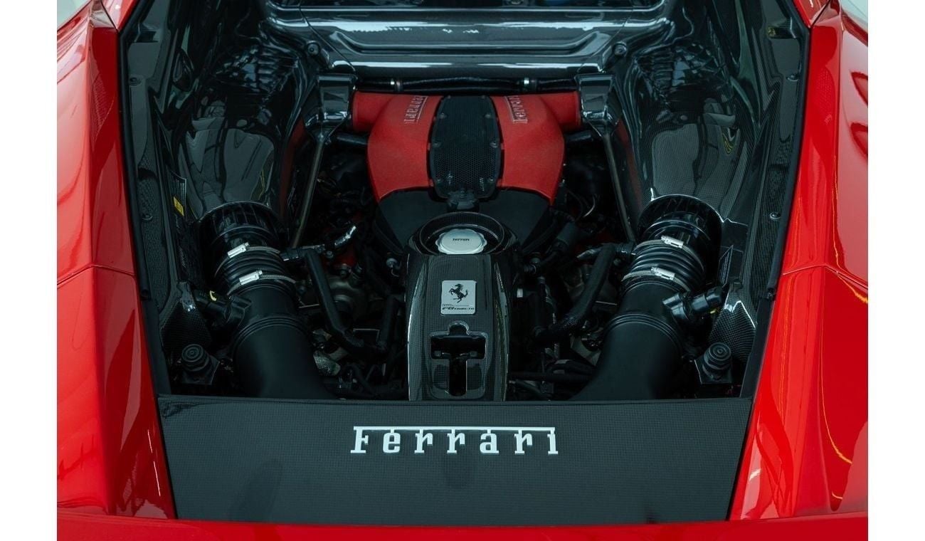 فيراري F8 تريبوتو 3.9T V8 Ferrari F8 Tributo 3.9L | Fully Carbon Fiber Interior and Exterior | 2021 | Agency Warranty