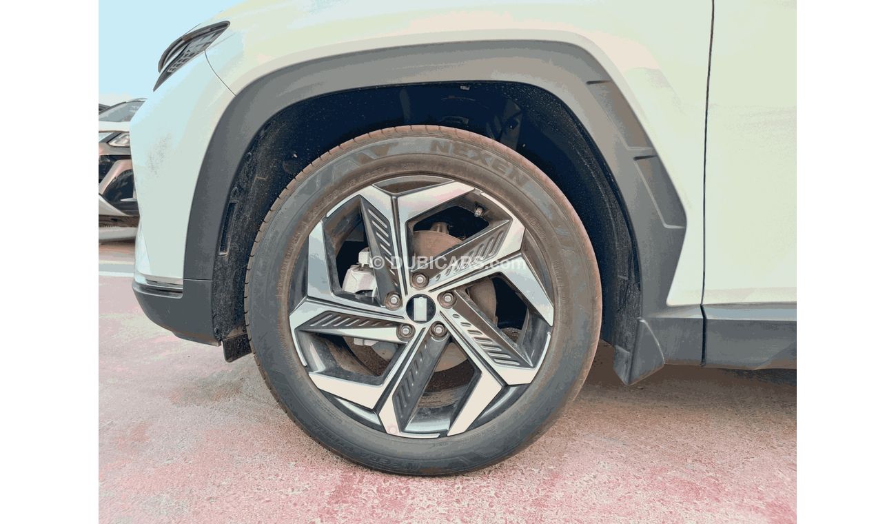 Hyundai Tucson ROYAL PLUS, 2.5L PETROL, DRIVER POWER SEAT WITH LEATHER, PANORAMIC ROOF, 4WD (CODE # 67841)