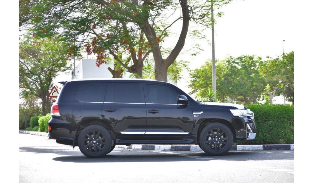 Toyota Land Cruiser 200 VXR V8 5.7L PETROL BLACK EDITION