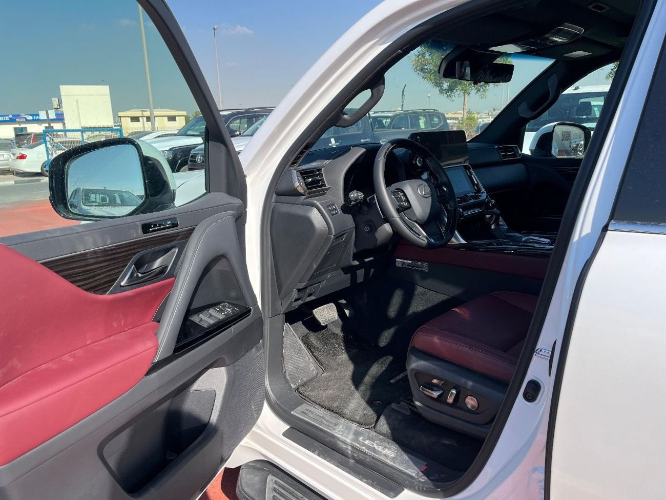 Lexus LX 600 LEXUS LX600 SIGNATURE 3.5L 2025