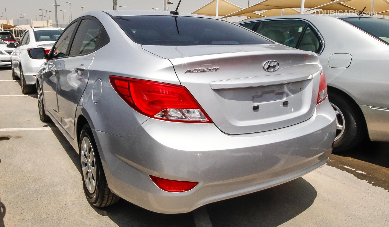 Hyundai Accent