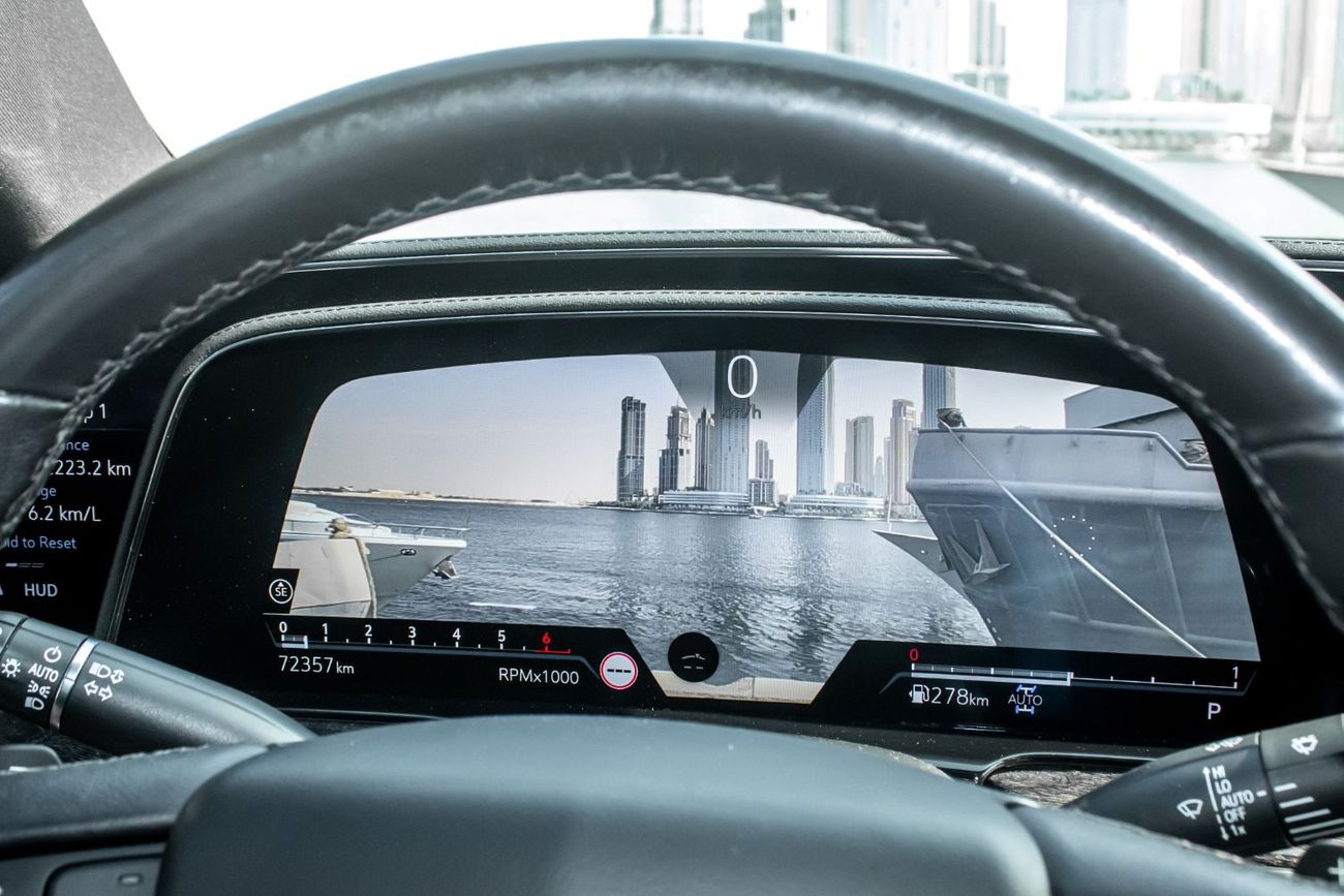 Cadillac Escalade Premium Luxury 6.2L 4WD