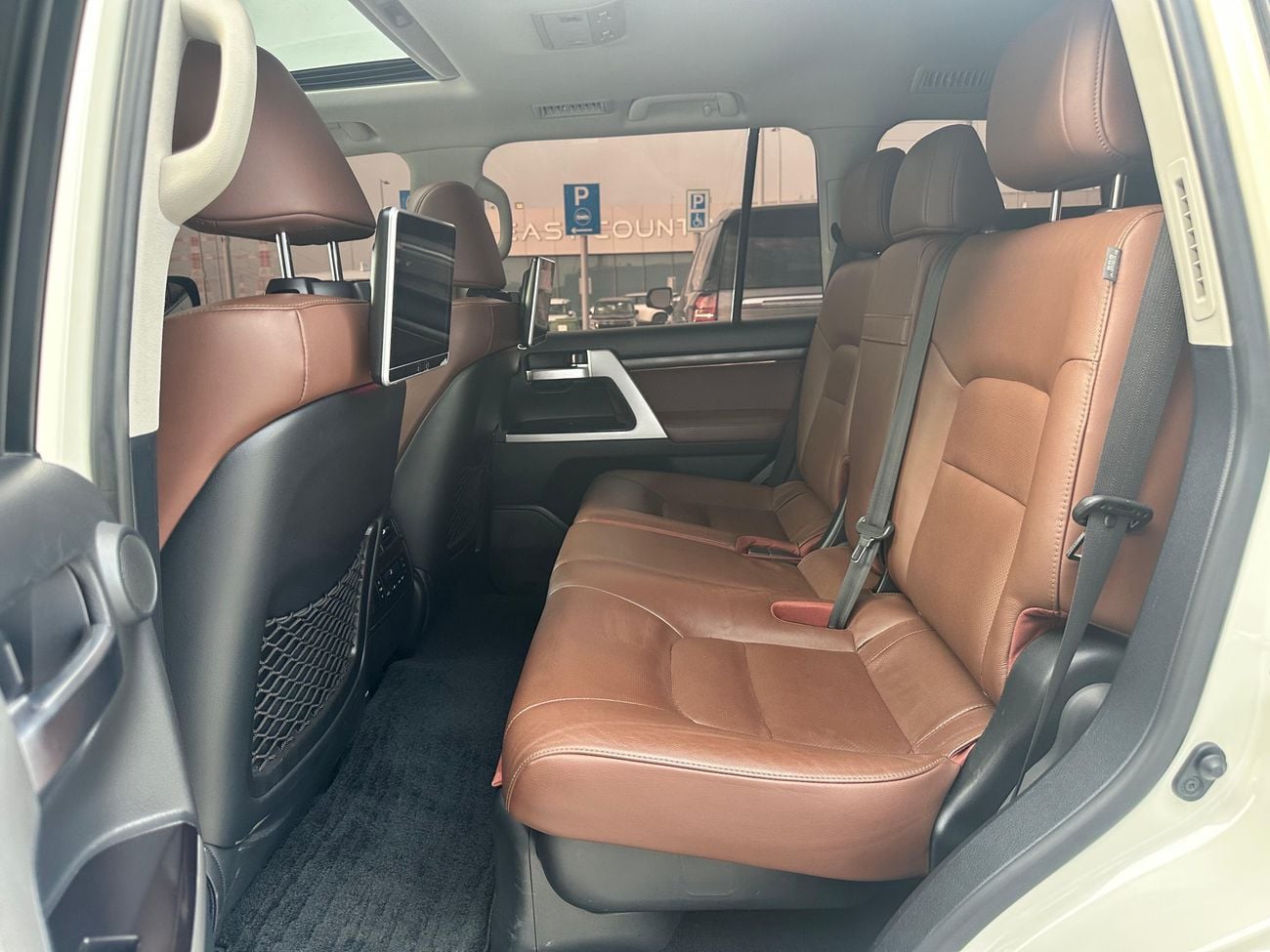 Toyota Land Cruiser VXR
