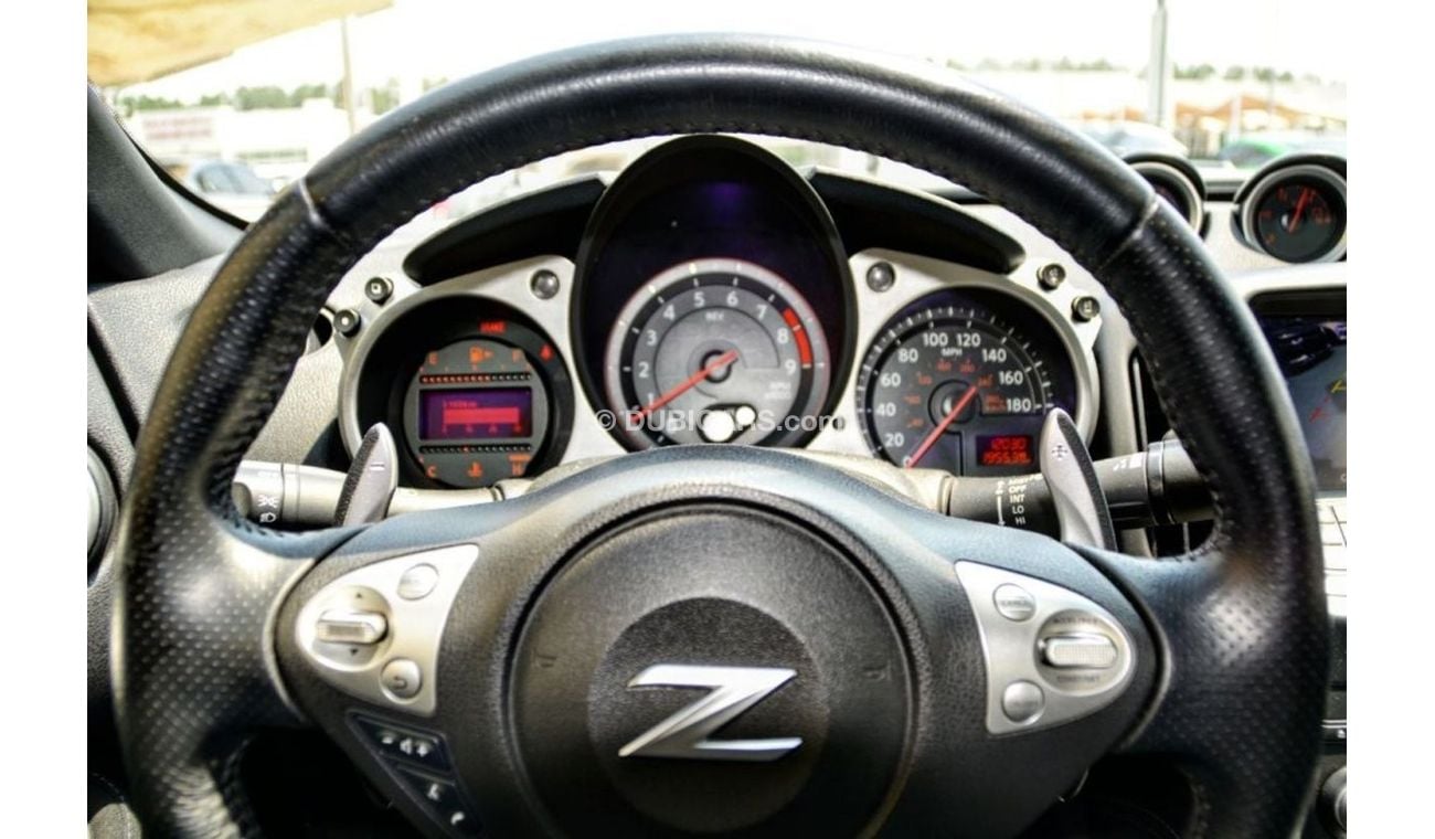 Nissan 370Z Nissan 370 Z /V6/2017/ Very Low Miles/ Very Good Condition