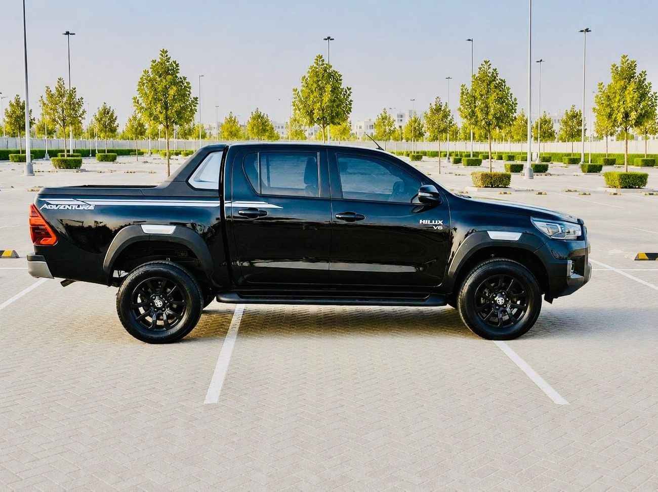 تويوتا هيلوكس Adventure 4.0L