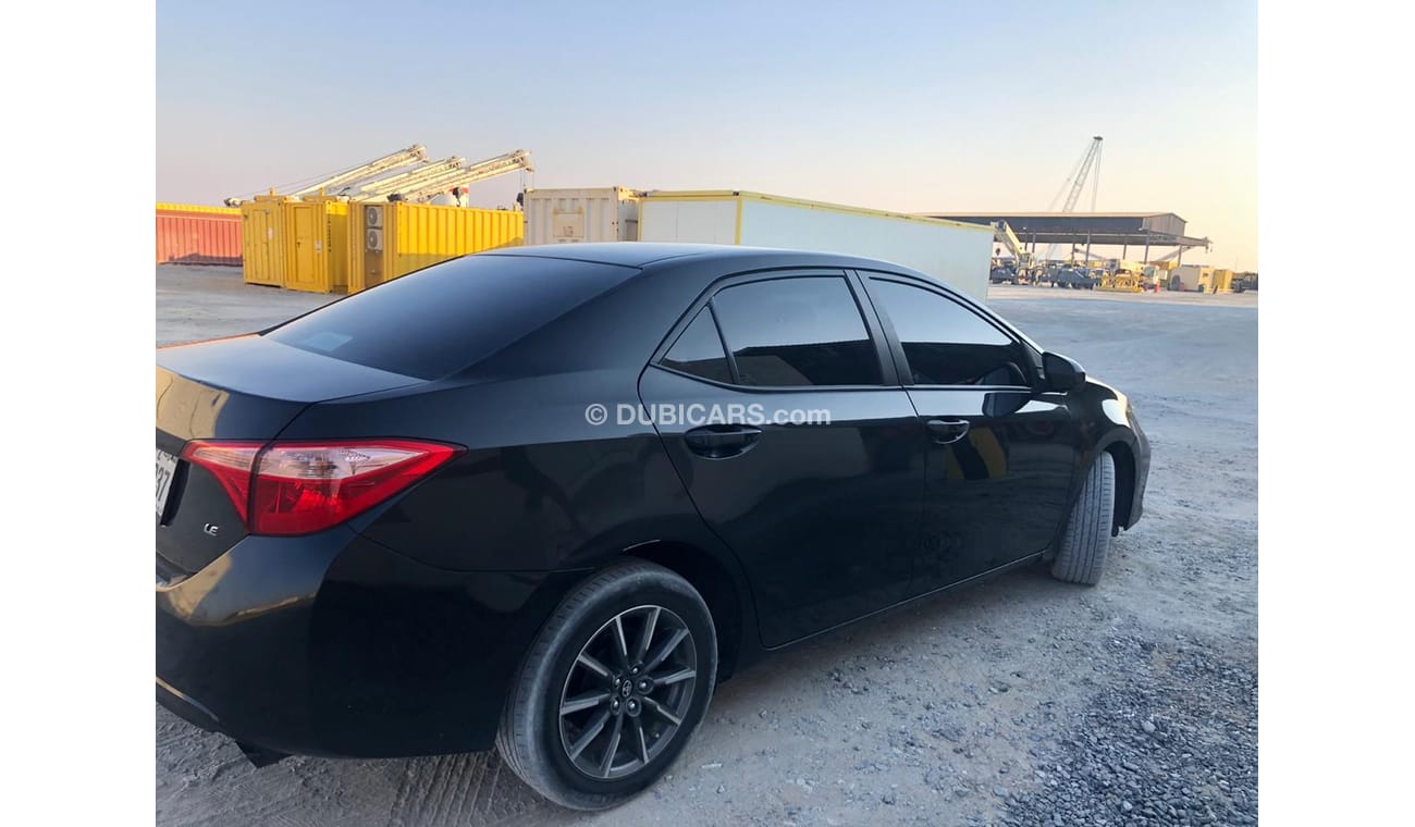 Toyota Corolla 2018 LE (1.8L) *North American Specs* Perfect Condition