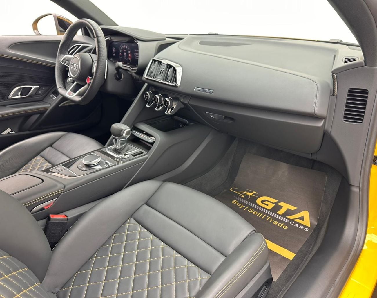أودي R8 2023 Audi R8 RWD V10 Performance, NOV 2027 Audi Warranty + Service Contract, GCC