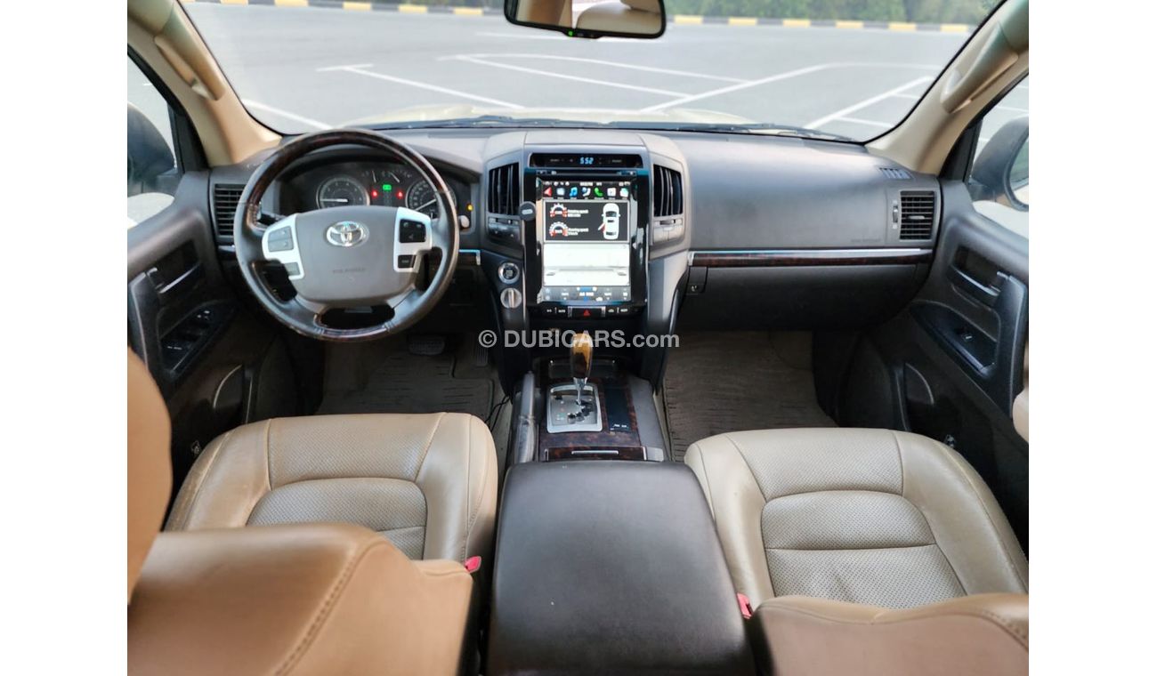 Toyota Land Cruiser GX.R V6