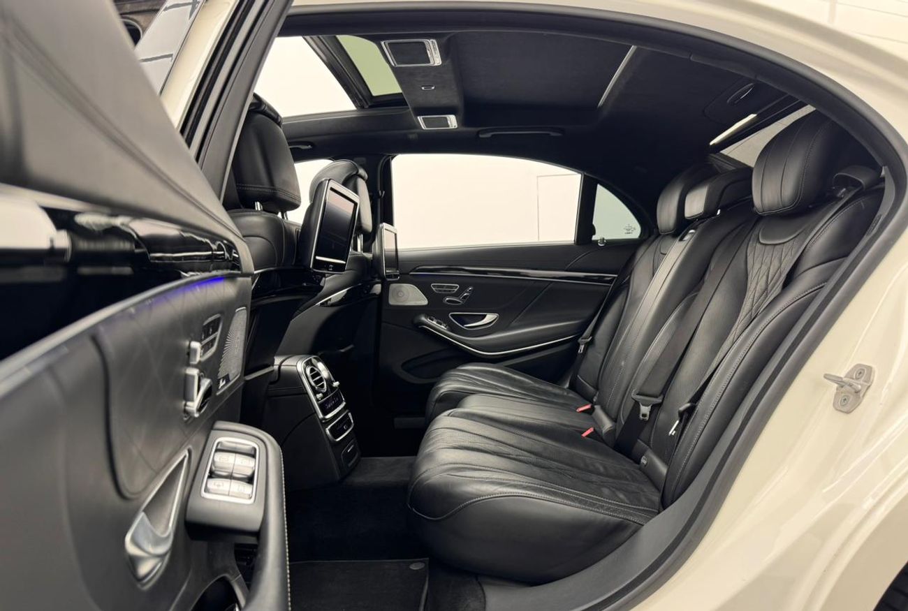 Mercedes-Benz S 500 AMG 4.7L 2015 Mercedes-Benz S500 AMG, Mercedes Service History, Excellent Condition, GCC