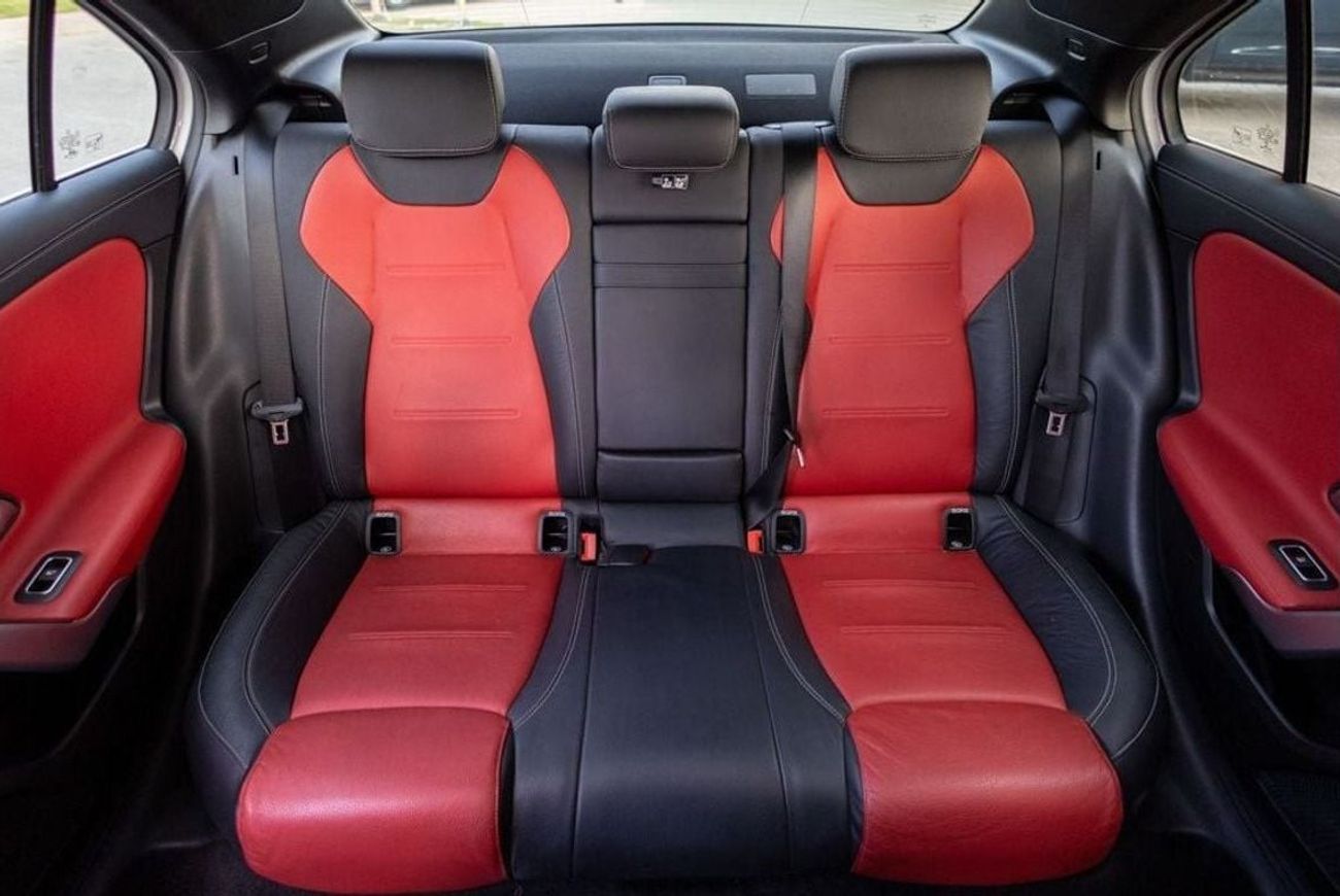 Mercedes-Benz A 250 Std 2.0L (224 HP)