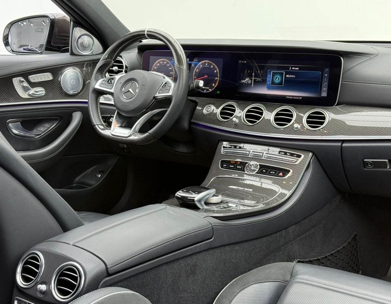 Mercedes-Benz E 63 S AMG 2018 Mercedes Benz E63 S AMG, Full Service History, Carbon Fiber Package, Excellent Condition, GCC