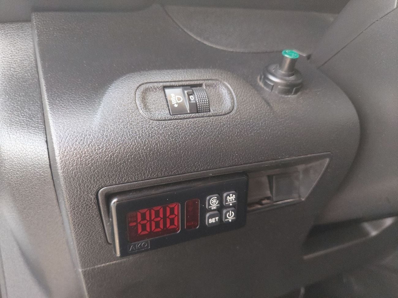 بيجو بارتنر STANDARD