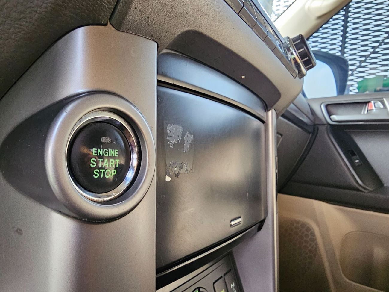 Toyota Prado TX-L PRADO TXL / NEW SHAPE / SUNROOF LEATHER / ORIGINAL BLACK COLOR