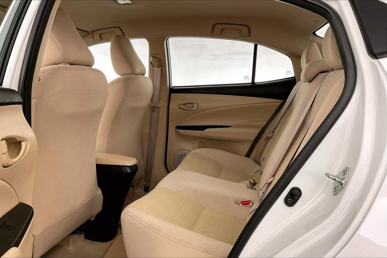 Ford Expedition XLT Premium | 1 year free warranty | 0 Down Payment