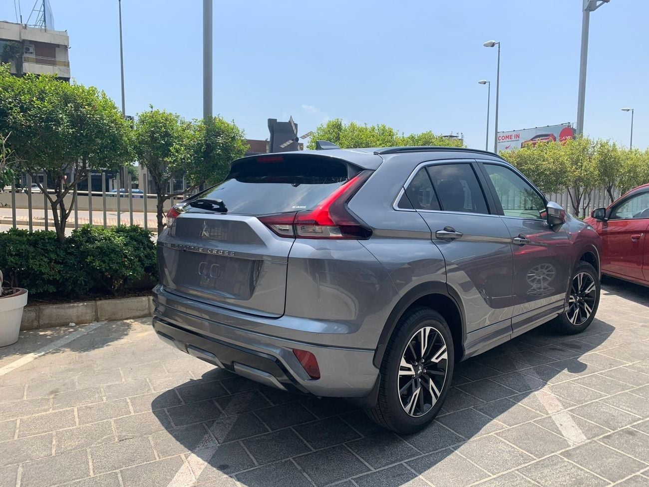ميتسوبيشي إكلبس كروس GLS MIDLINE 2.0L 4WD