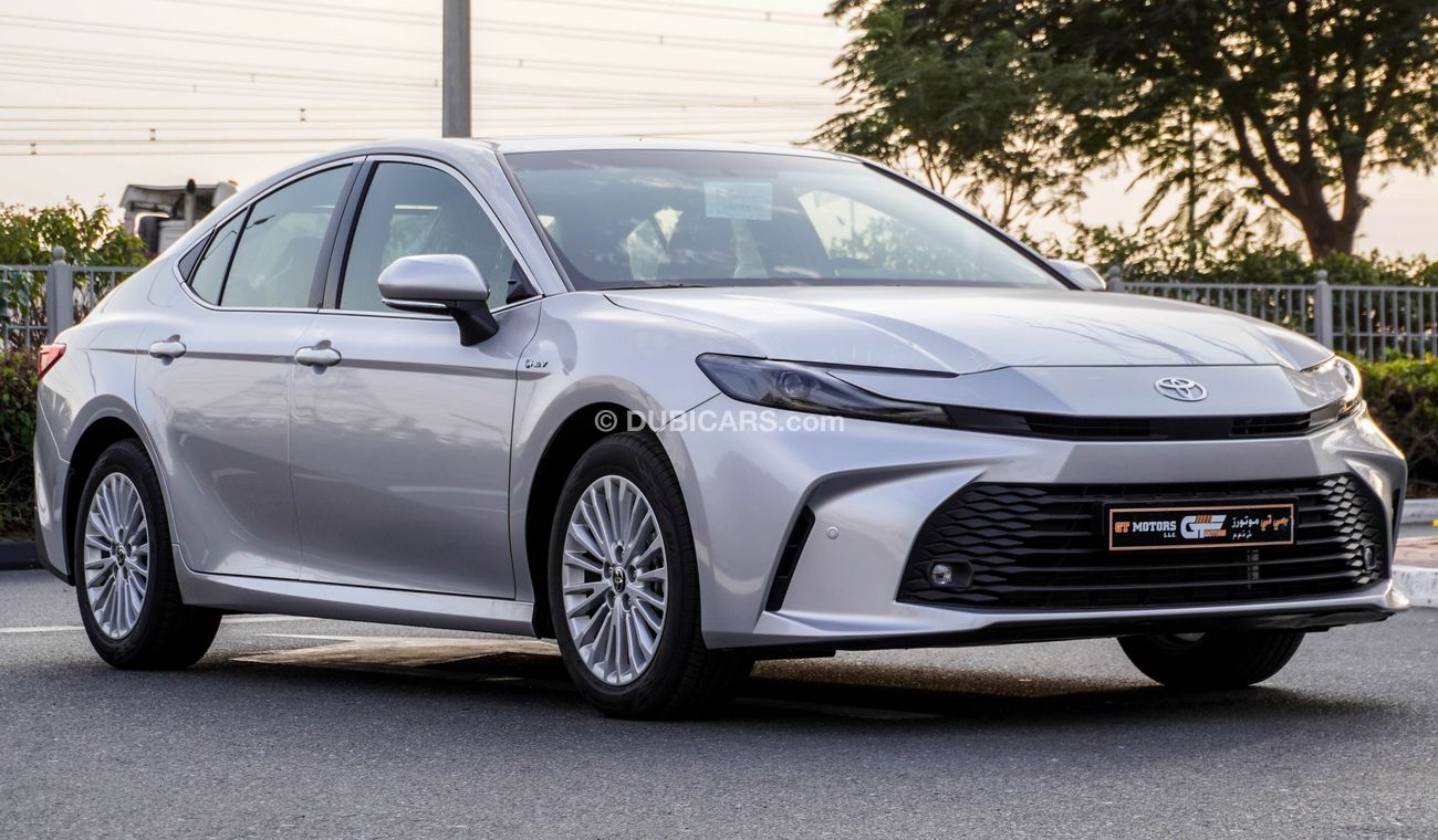 تويوتا كامري E Plus 2.5 L Hybrid