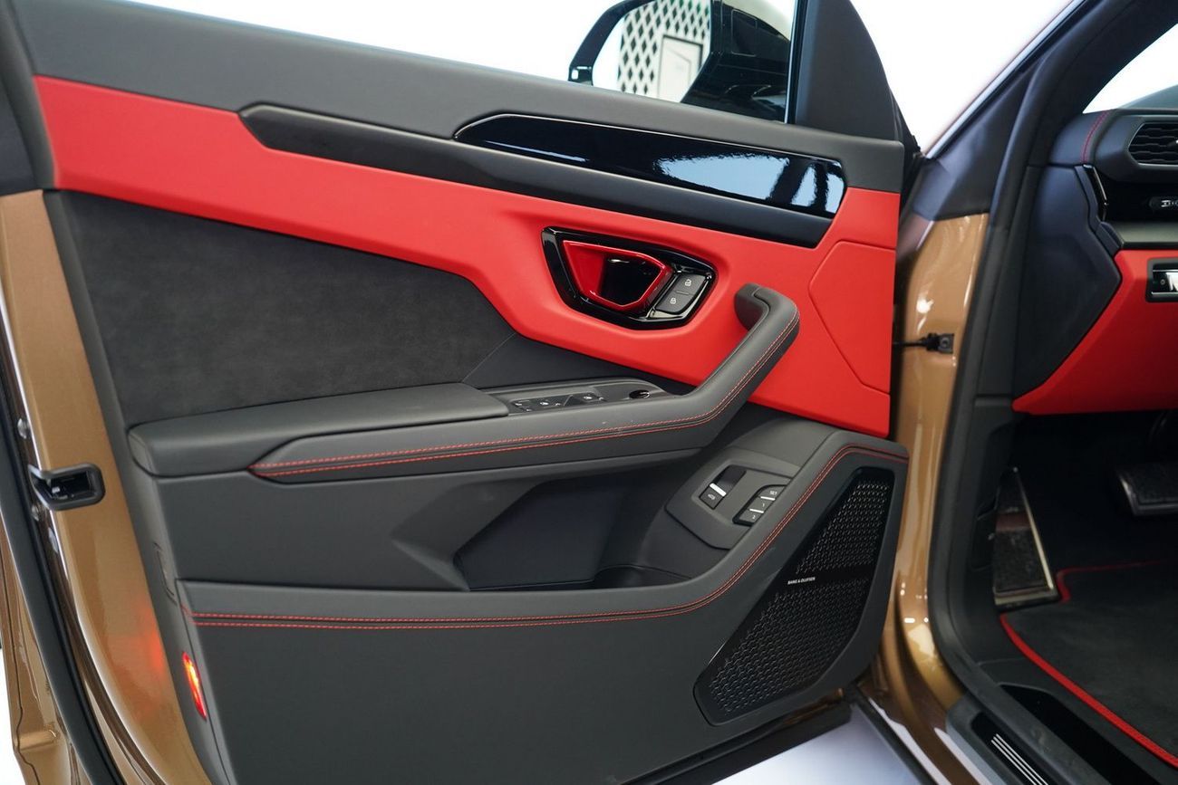 لامبورغيني اوروس S 4.0T V8