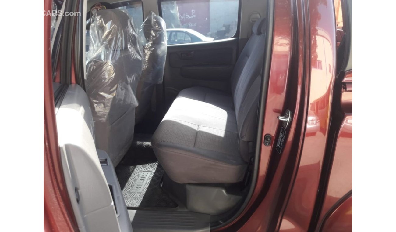 Toyota Hilux Hilux RIGHT HAND DRIVE (Stock no PM 678 )