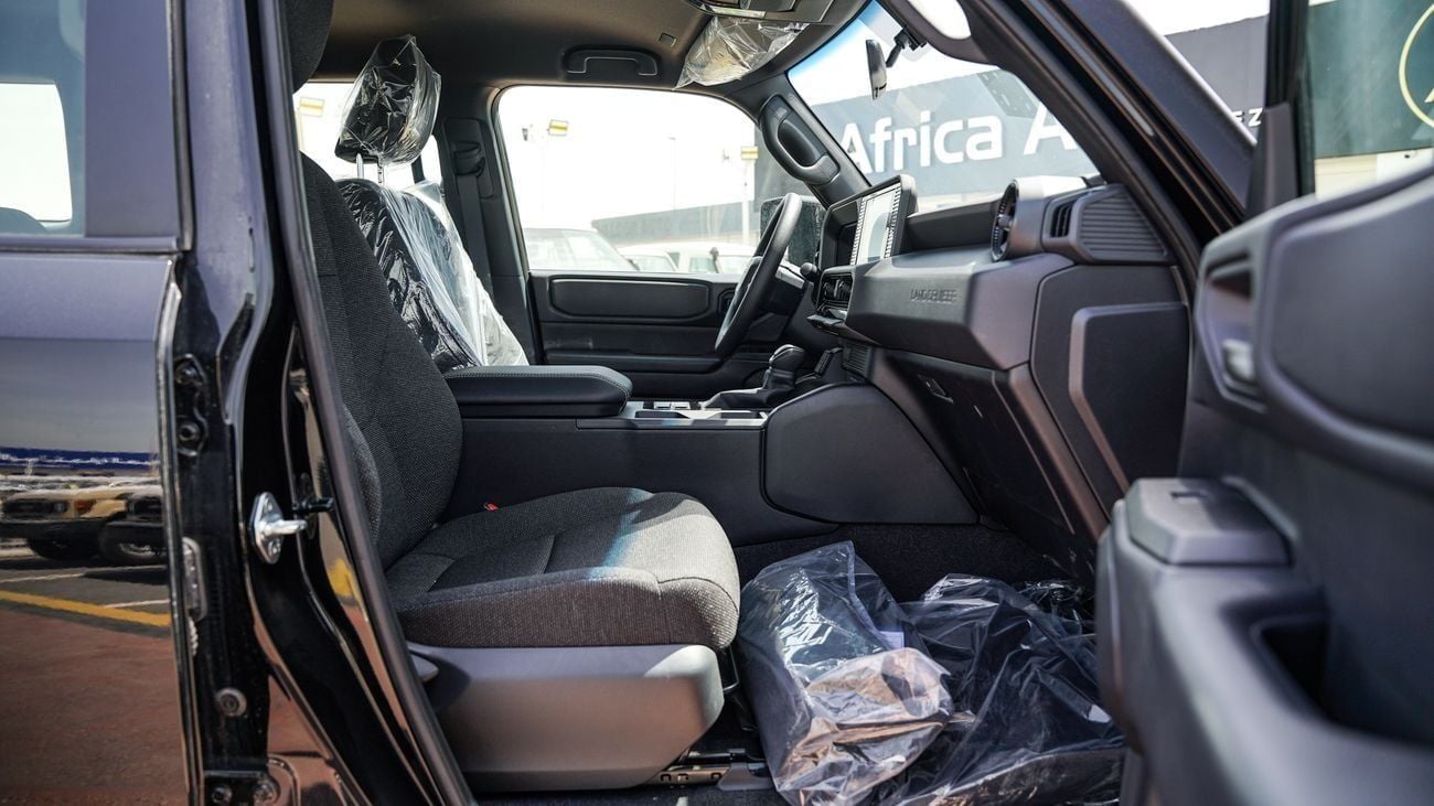 Toyota Prado PRADO URBAN 2.4 L PETROL 2025