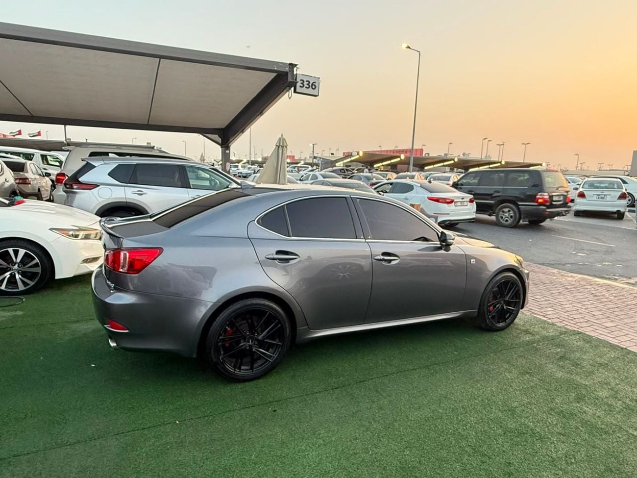 لكزس IS 350 STD (NON GCC)