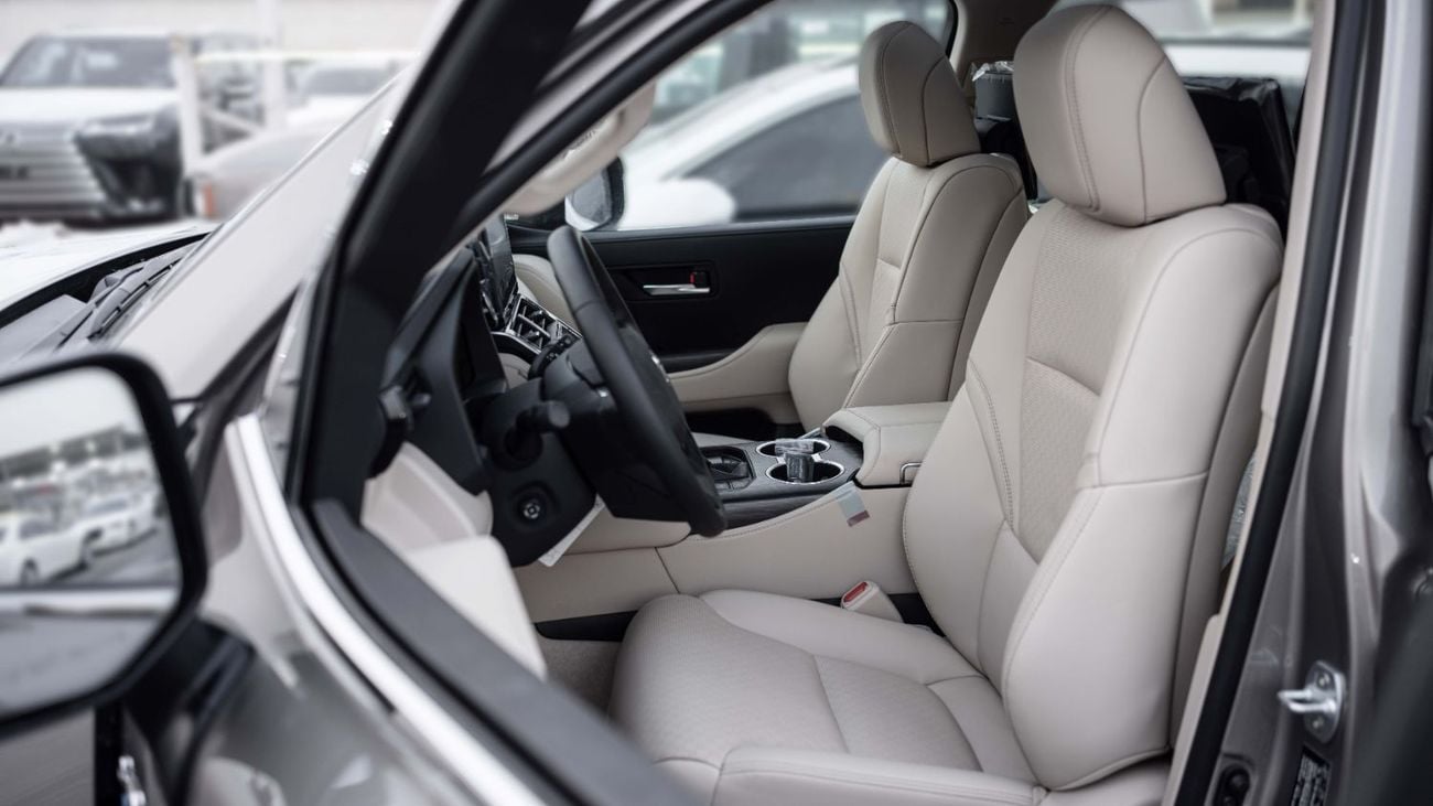 تويوتا لاند كروزر 2026 Toyota Land Cruiser 300 VXR 3.5L AT Hybrid (Bronze-Beige)