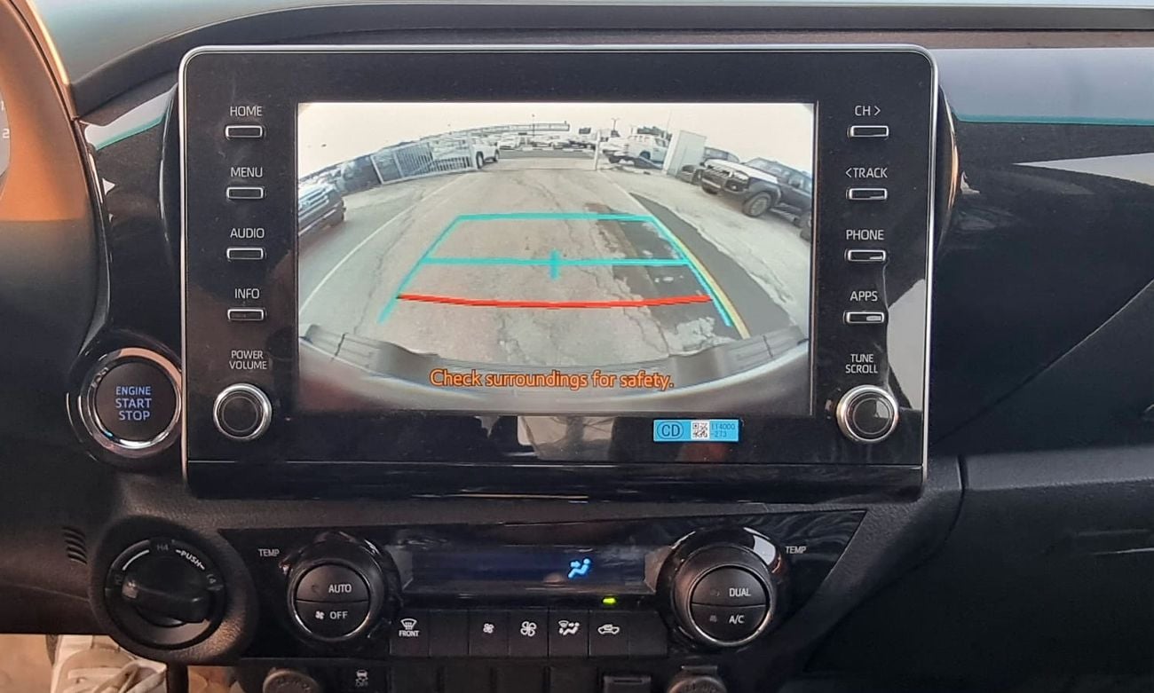 تويوتا هيلوكس SGLX TOYOTA HILUX 2.4L DIESEL 4X4 A/T LEATHER SEATS MY 2025