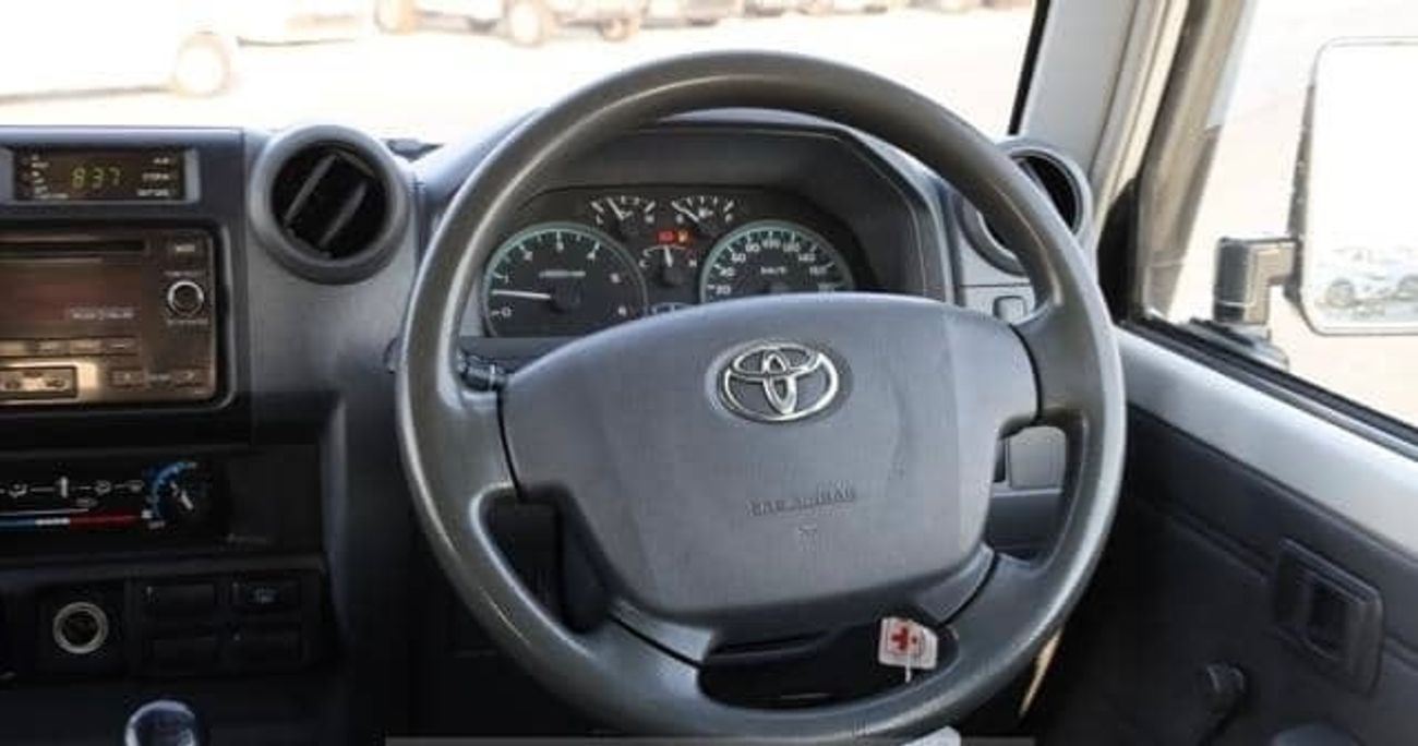 Toyota Land Cruiser 70 2016 Diesel RHD Full Option 5 Doors 4.5 Turbo 1VD Very Clean And Perfect Condition