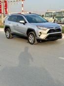 تويوتا راف ٤ XLE 2.5L