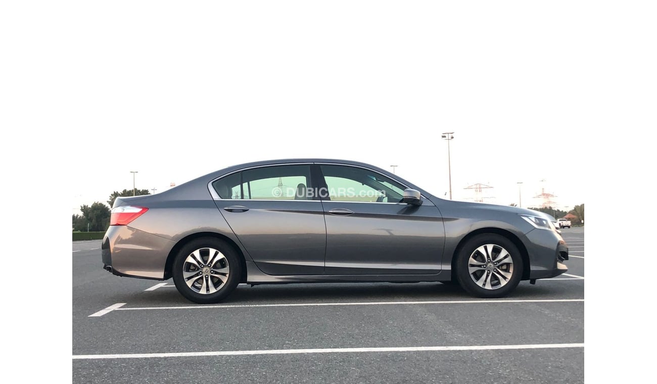 Used Honda Accord LX MODEL 2016 GCC car perfect condition inside and outside full original paint