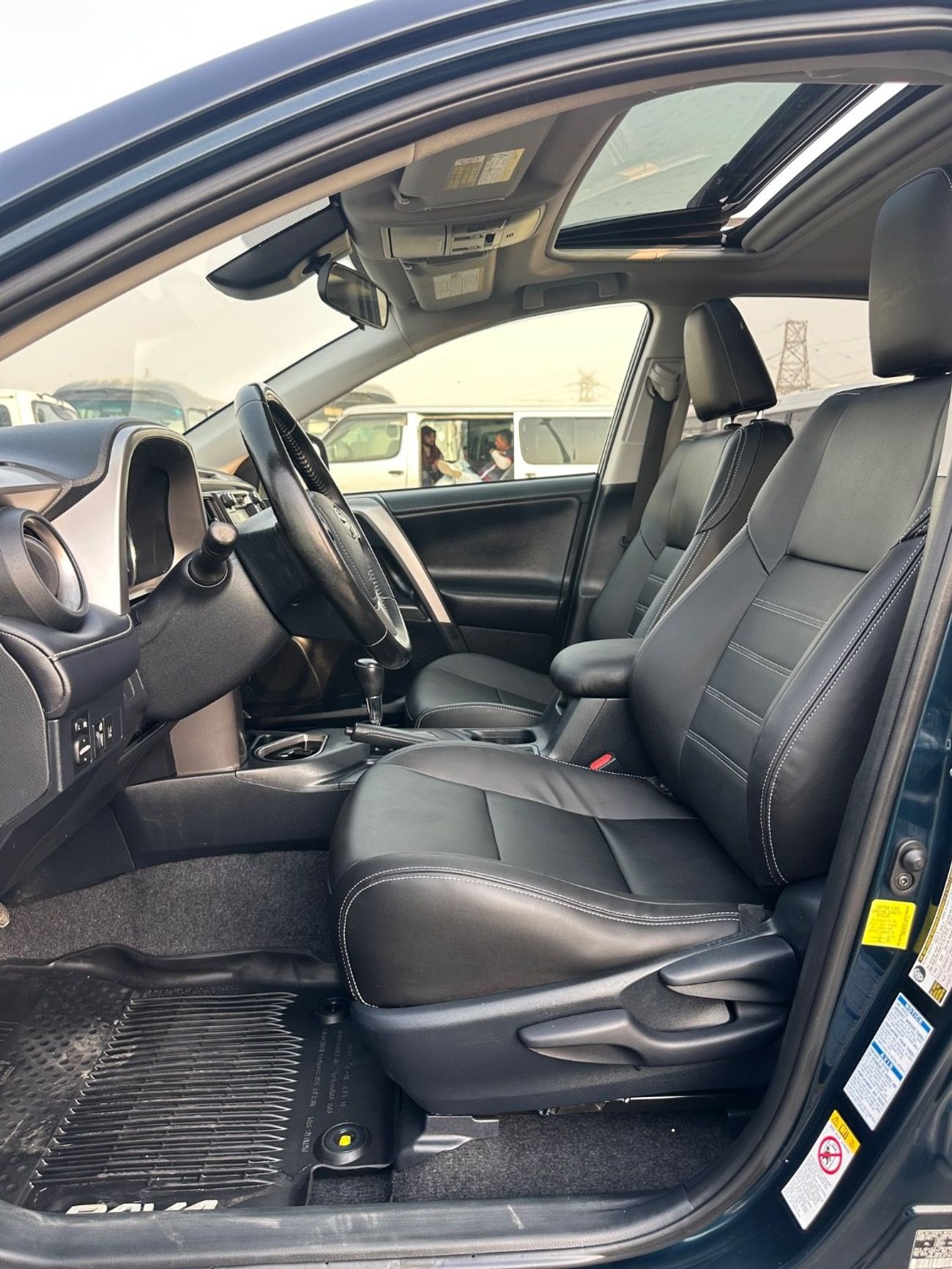 Toyota RAV4 XLE 2.5L