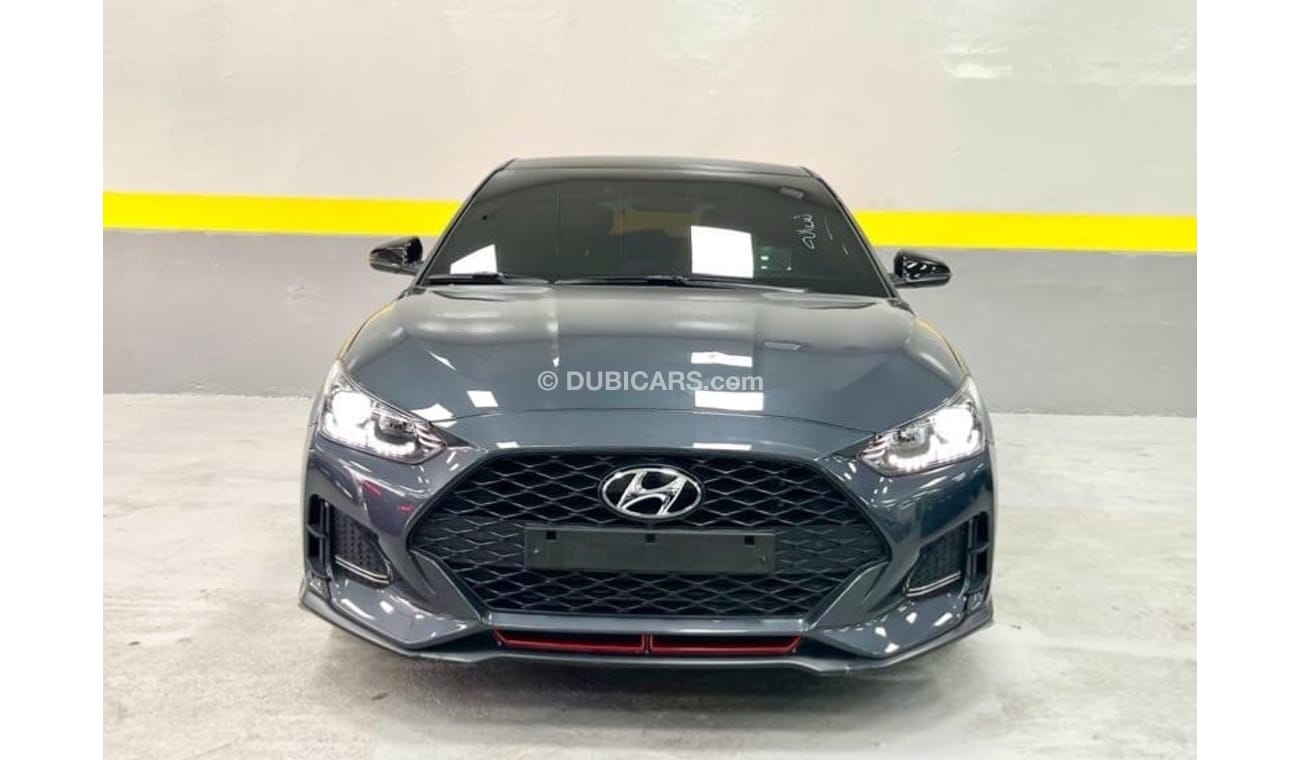 Hyundai Veloster Hyundai Veloster turbo s 2018 Perfect conditions original body paint