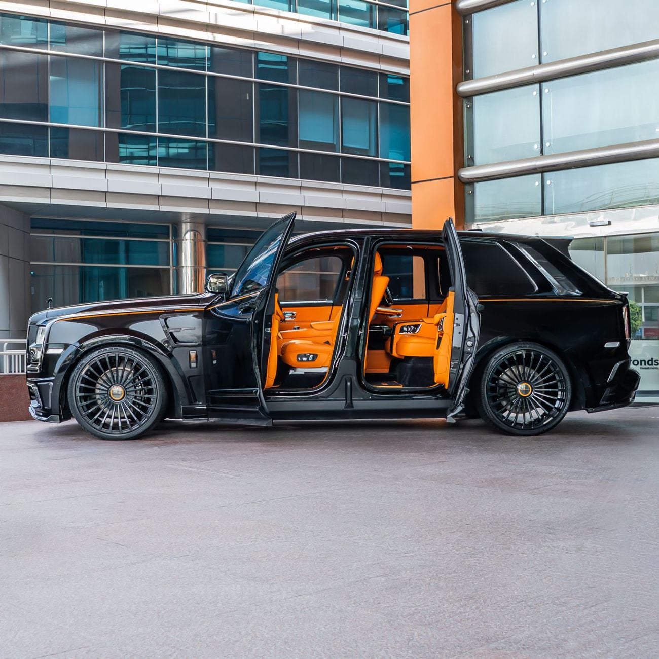 Rolls Royce Cullinan STANDARD