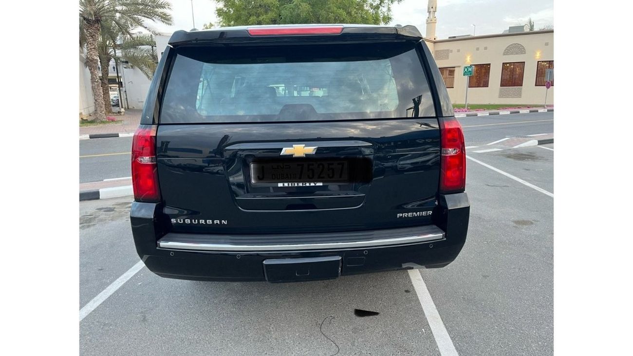 Chevrolet Suburban Premier